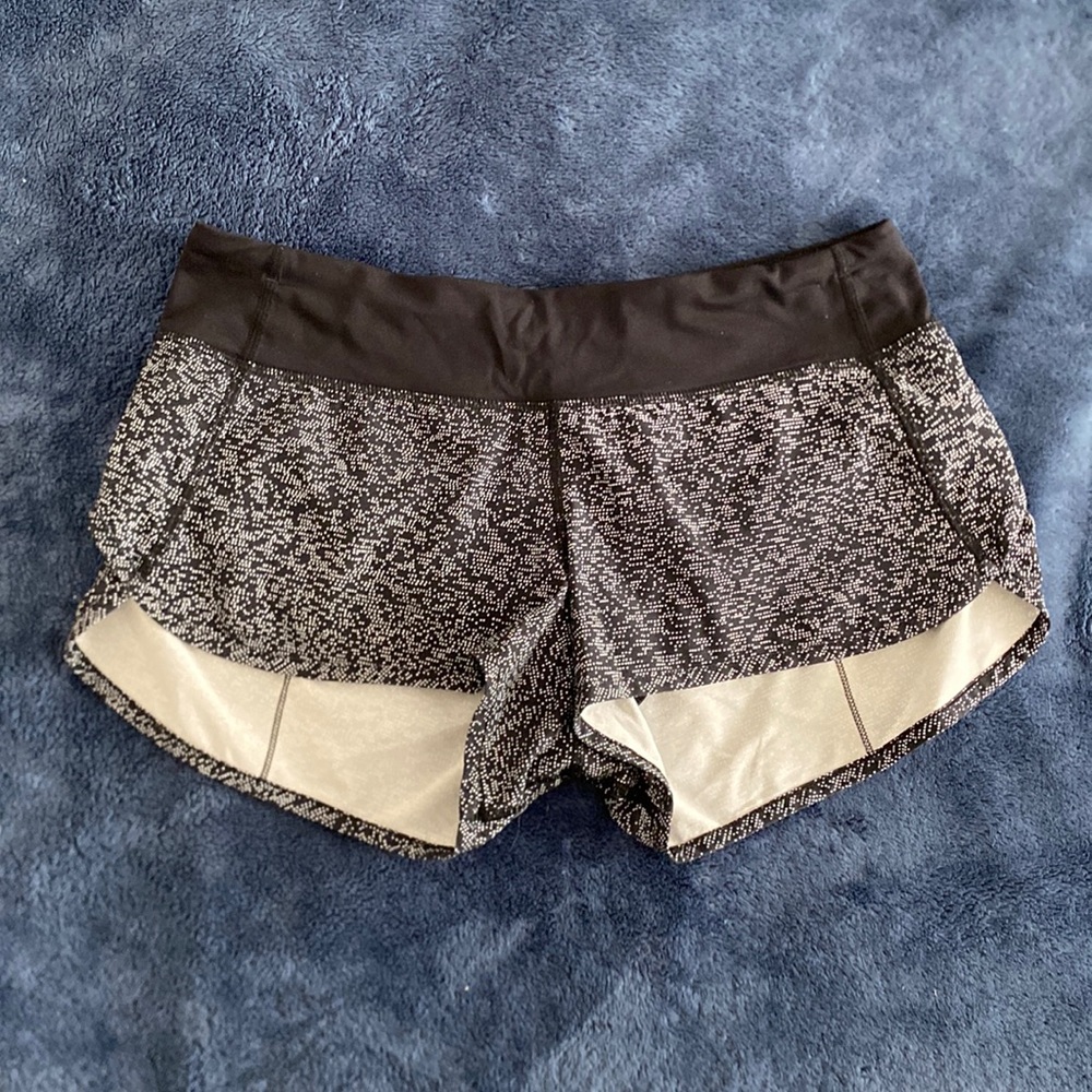 Lululemon Speed Up low rise shorts